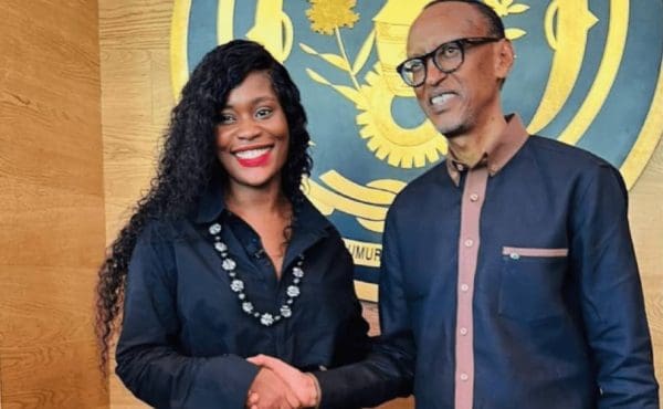  Après sa victoire aux Trace Awards, Rutshelle Guillaume reçue par le président du Rwanda, Paul Kagame