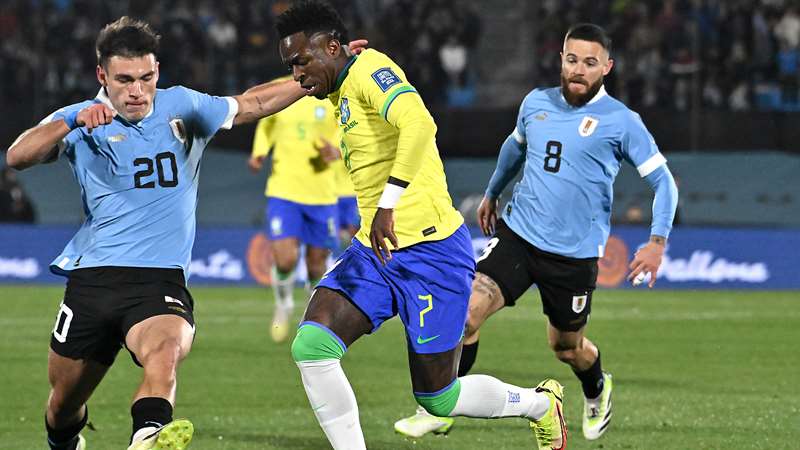  Éliminatoires Coupe du Monde 2026 : défaite du Brésil contre l’Uruguay, Messi porte l’Argentine