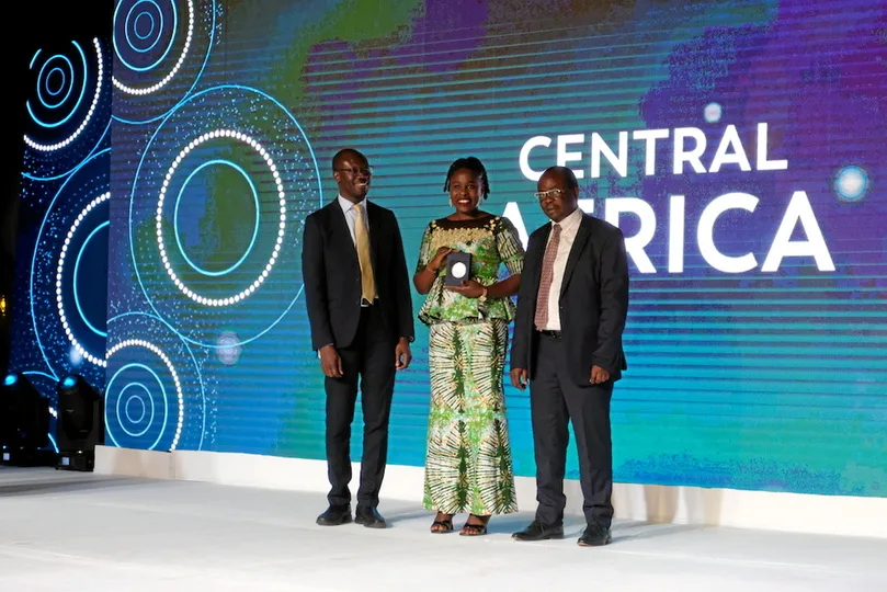  Les femmes scientifiques d’Afrique subsaharienne récompensées par le Prix Jeunes Talents L’Oréal-Unesco
