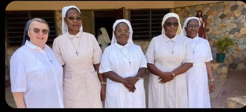  Décisions administratives : Les Sœurs de Sainte-Anne en Haïti, annoncent la fermeture de toutes leurs écoles, suite à l’enlèvement des religieuses