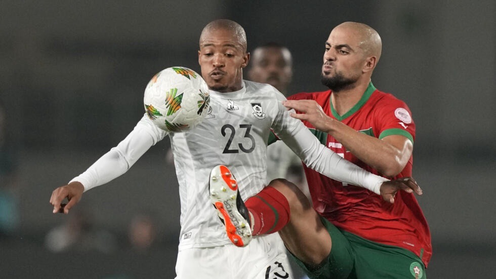 Maroc-Afrique du Sud (0-2) : énorme désillusion pour les Marocains éliminés  dès les 8es de la CAN 2024 - Le Parisien