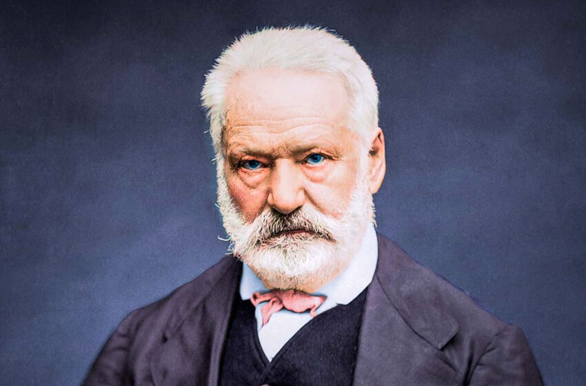  Saviez-vous que Victor Hugo a écrit la plupart de ses livres nu ?