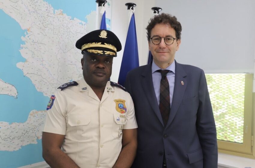  Visite de l’ambassadeur de France à la PNH