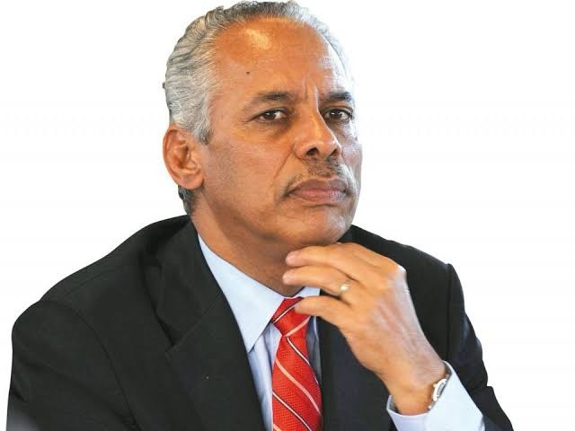  Le Sénateur Victorin Lurel appelle la France à assumer ses responsabilités envers Haïti