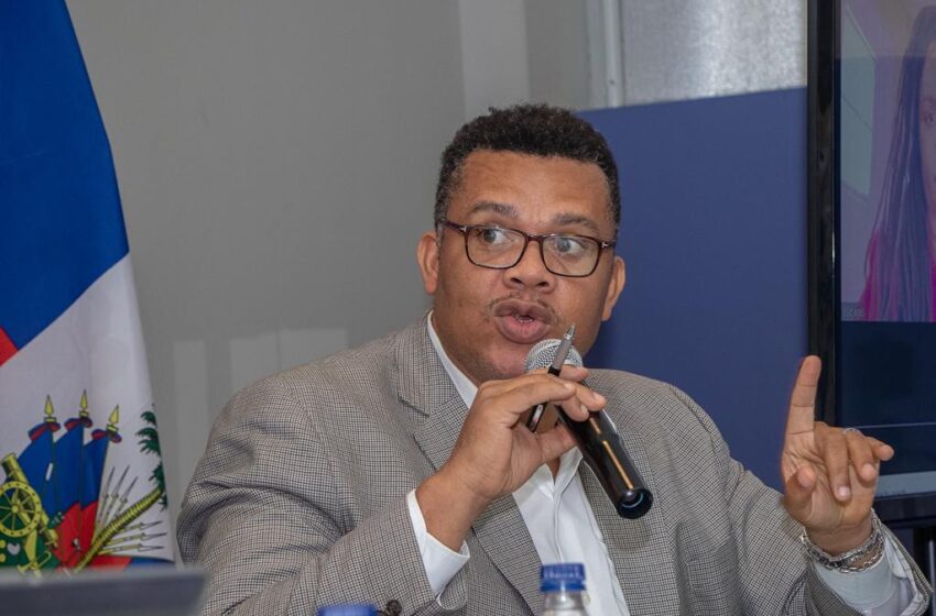  Roberson Alphonse récompensé par le prix Percy Qoboza