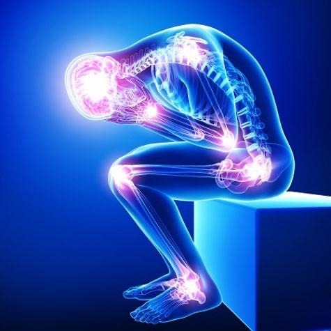  Douleurs articulaires : causes, symptômes et solutions