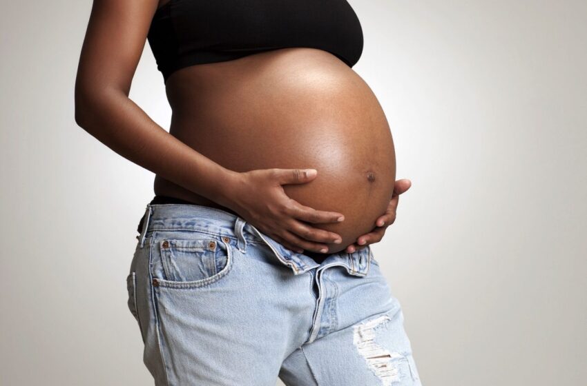  Prendre soin de soi pendant la grossesse : précautions essentielles et risques à éviter