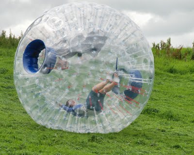  Le Zorbing