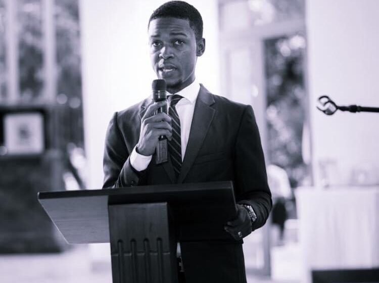  Oratorship : Vinel Flerilus aide les jeunes pignonais à maîtriser l’art de la parole en public