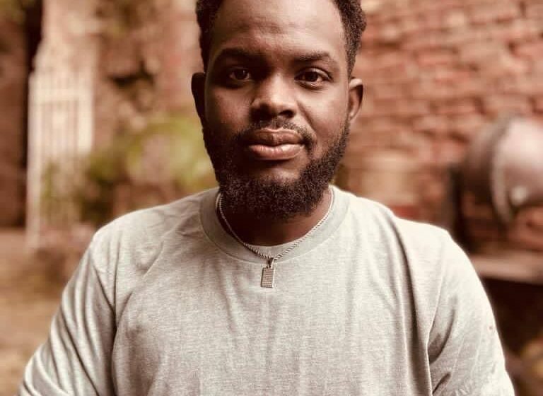  Djevens Fransaint : lauréat du prix Deschamps pour son oeuvre emblématique