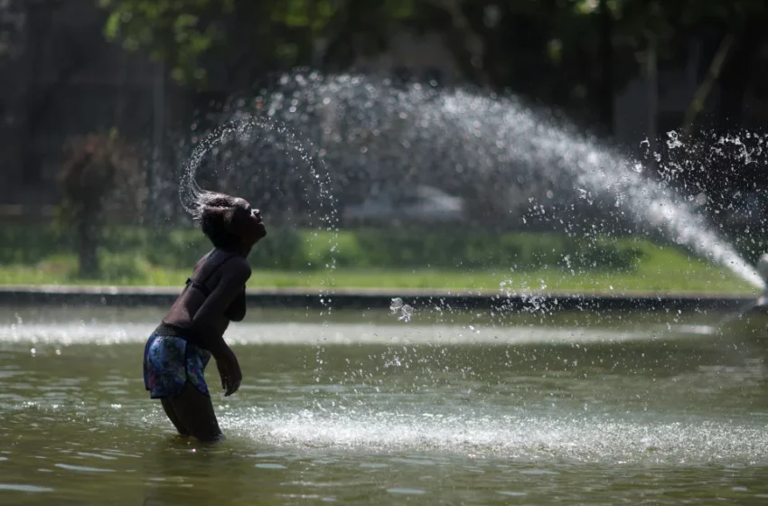  Les habitants de Rio de Janeiro écrasés par la canicule, température ressentie : 58,5 °C