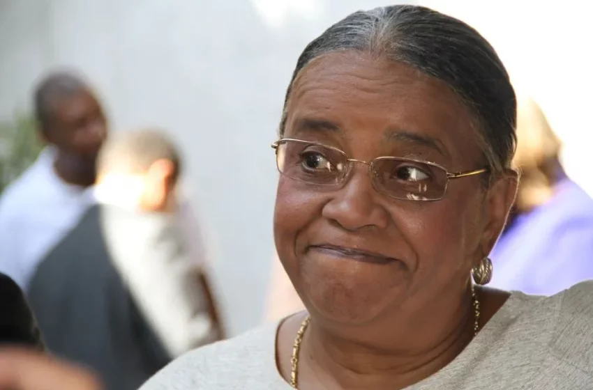  Mirlande Manigat dément avoir reçu la liste du CEP de la Primature