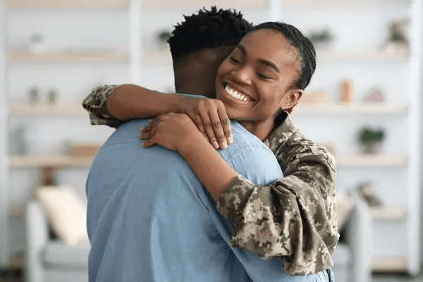  Saviez-vous que les câlins sont un bon moyen de lutter contre le rhume ?