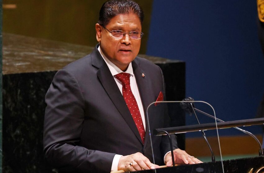  Le Président du Suriname annonce un soutien militaire à Haïti