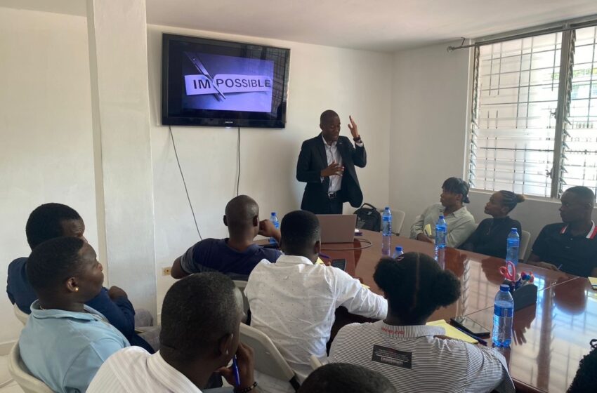  Radio Le Témoin catalyse le changement : une formation révolutionnaire éveille les ambitions entrepreneuriales en Haïti