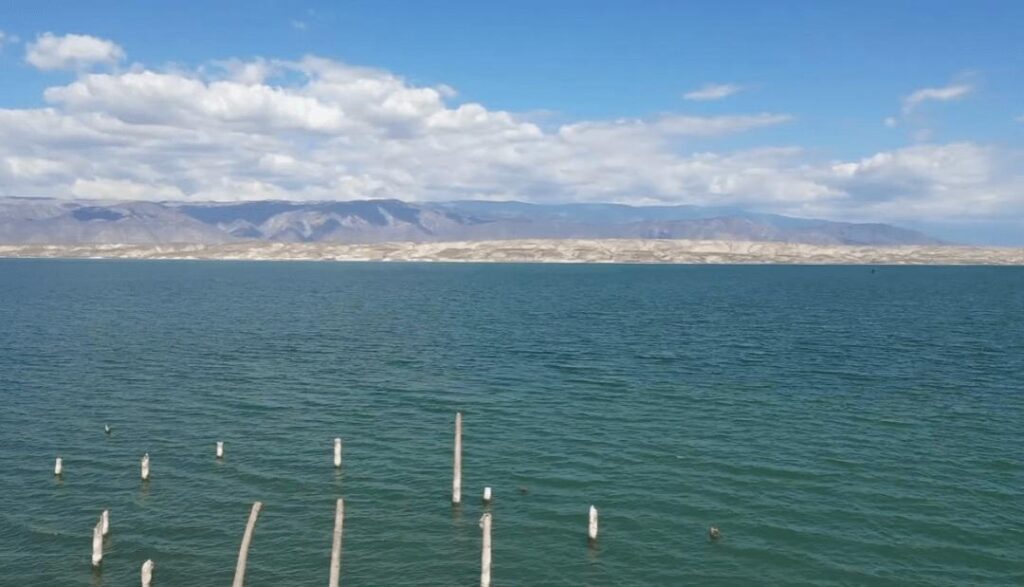Saviez-vous qu&rsquo;Haïti possède le plus grand lac naturel des Caraïbes, appelé Lac Azuei ?