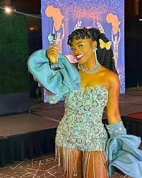  Oltanie Charles : La Voix Haïtienne qui Brille sur la Scène Afro-Caribéenne