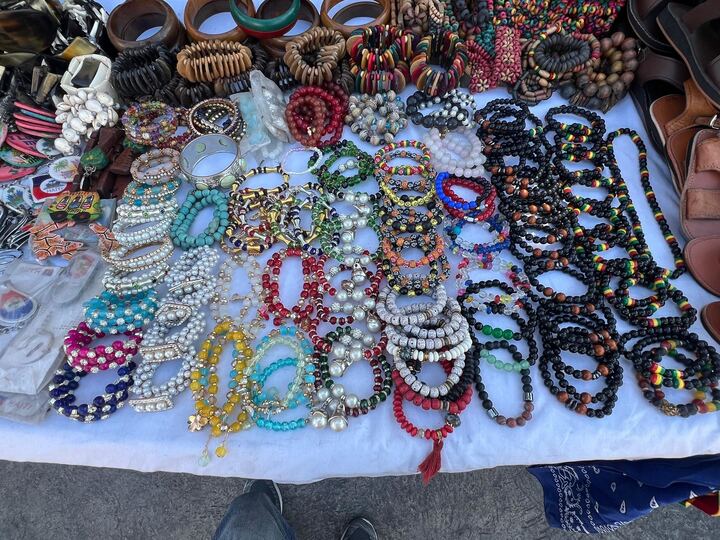  Broder la vie : l’art d’Amy et Pierre pour tisser l’avenir en Haïti