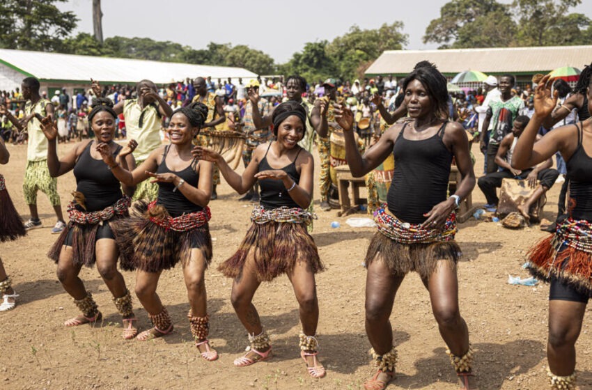  Èske w te konnen gouye ka  ede w ranfòse ranch, vant ak janm ou pandan w ap pran plezi ?