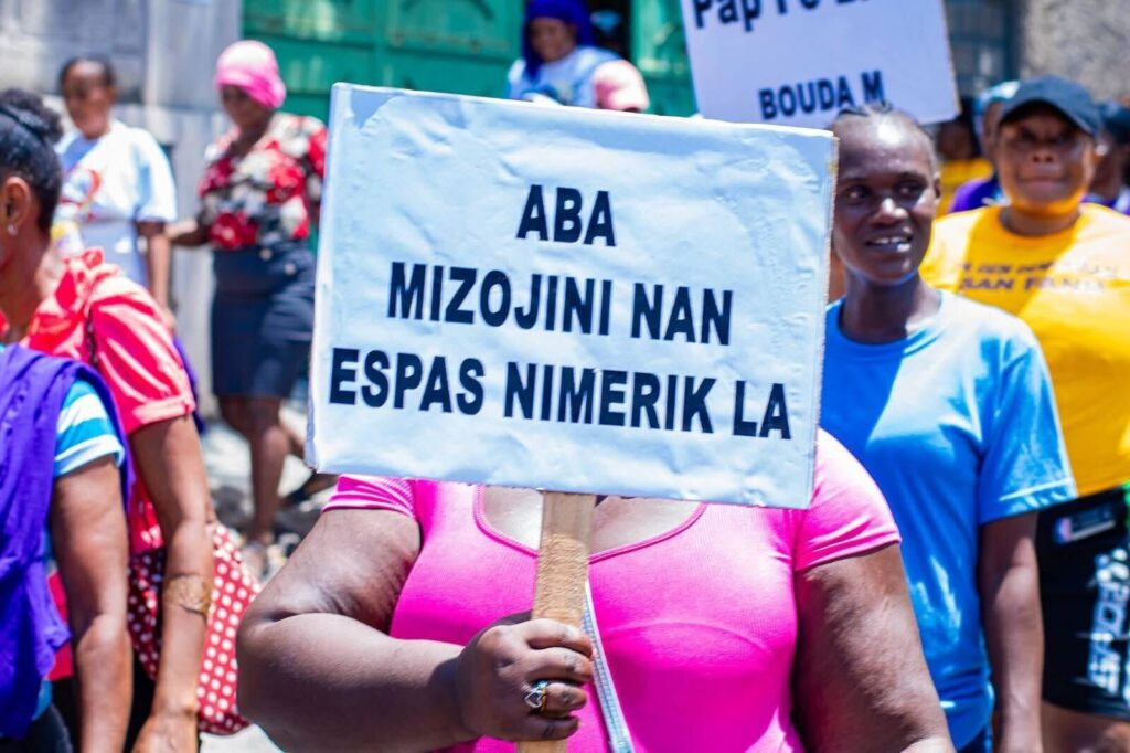 40e anniversaire de la Journée nationale du mouvement des femmes en Haïti : une marche contre les violences