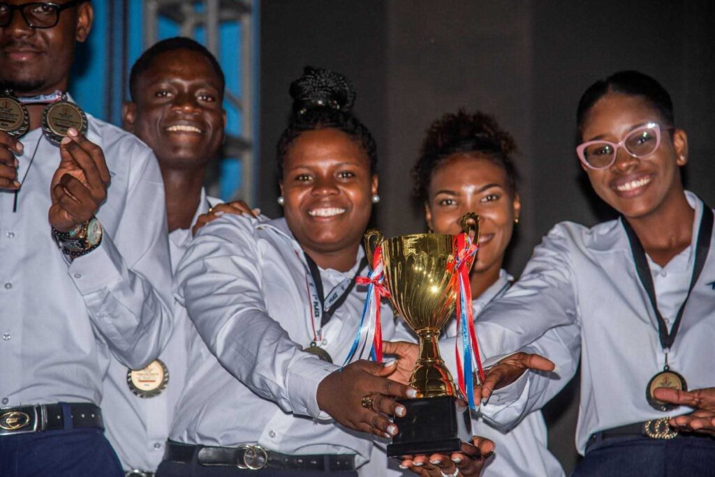 Débat universitaire en Haïti : l’AUC des Cayes sacrée championne nationale