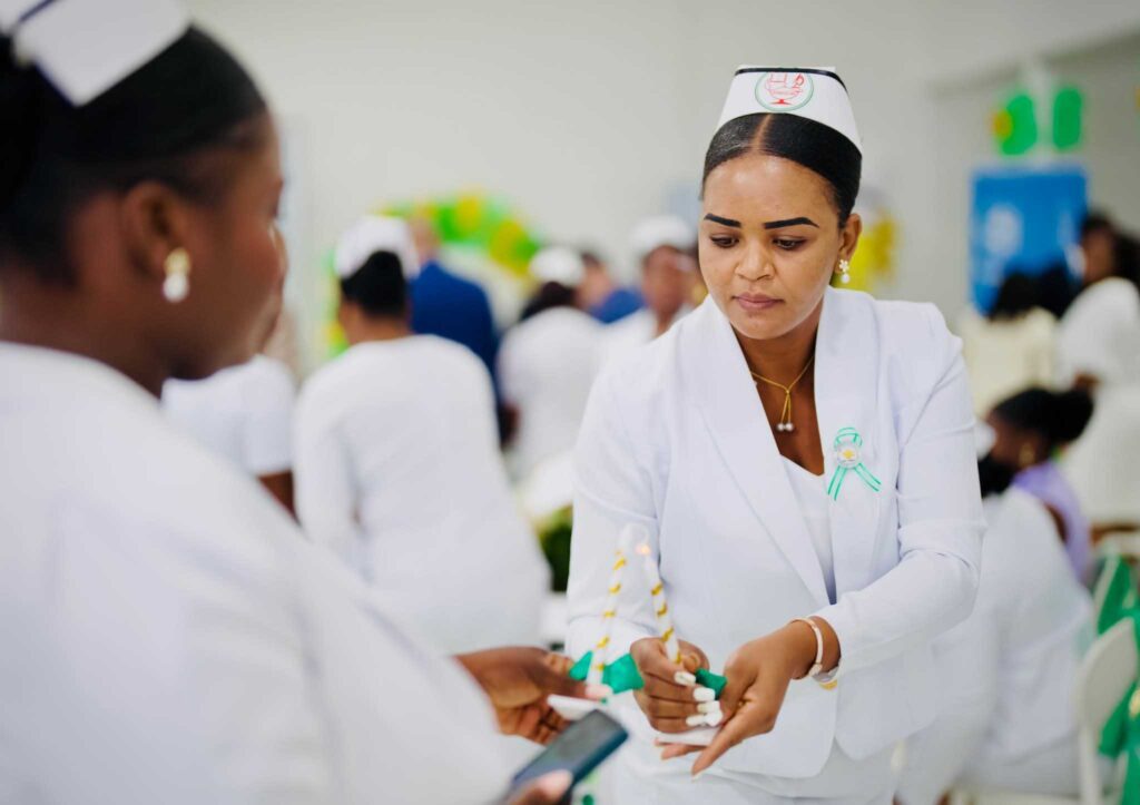Les infirmières et les infirmiers continuent de faire tenir l’espoir