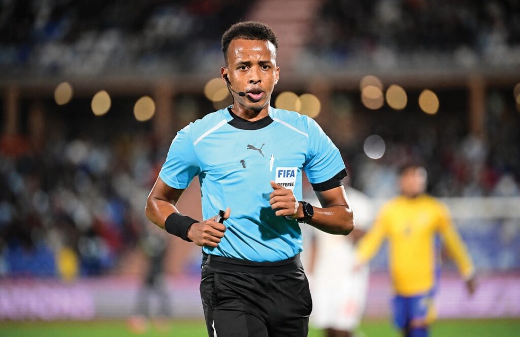 La FIFA fait un geste fort envers l’arbitre somalien Omar Artan