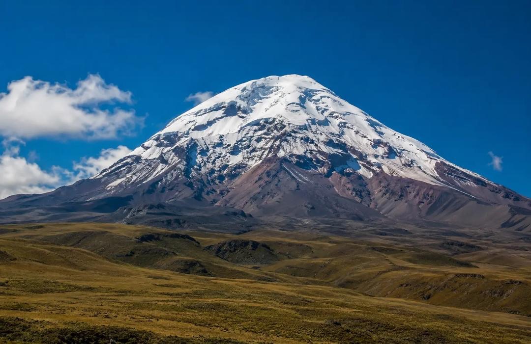 Saviez-vous que le sommet du mont Everest n&rsquo;est pas le point le plus éloigné du centre de la Terre ?